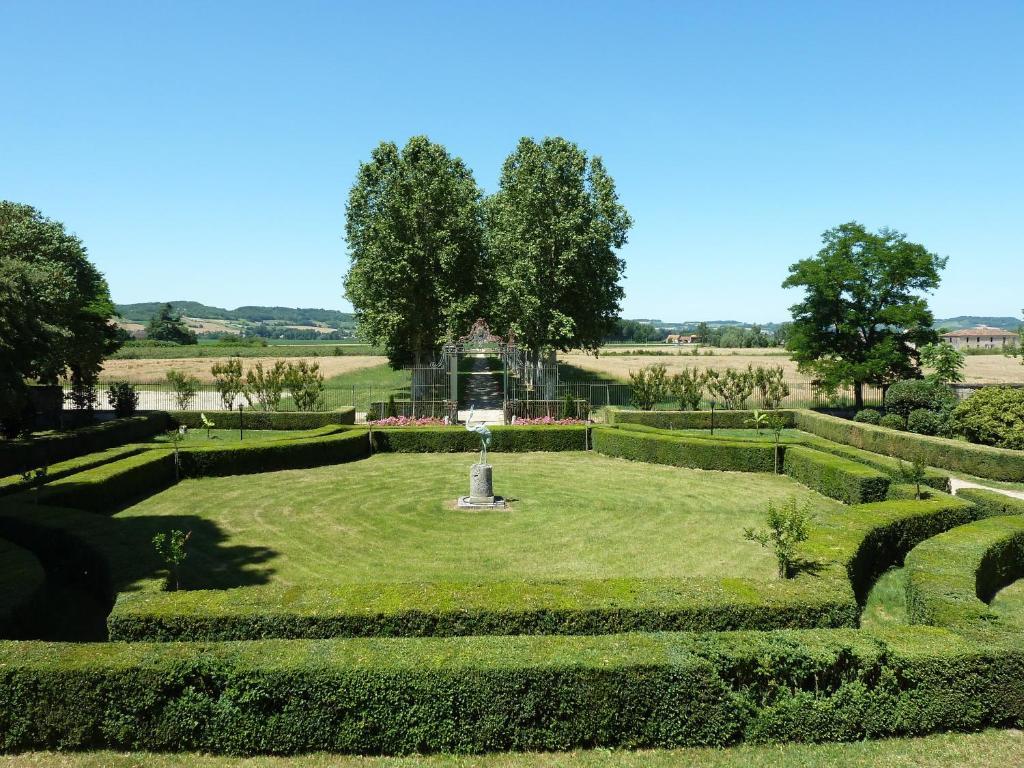 Chateau De Lacaze Bed & Breakfast Lagarrigue  Luaran gambar